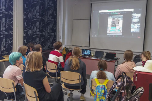 Kultavuoren ja Hirsilän koulujen virtuaalimatka Kreikkaan