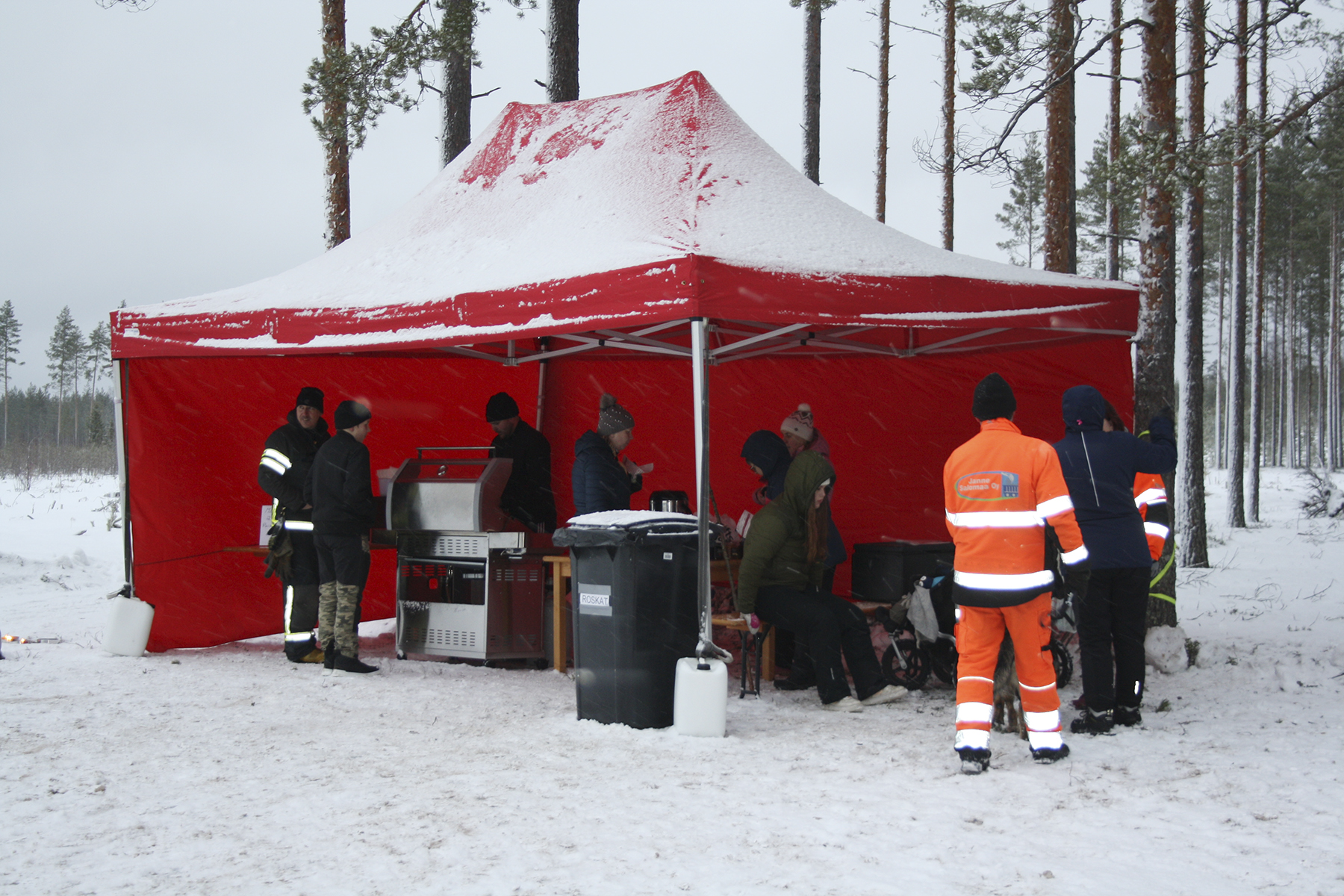 Juupajoki 110 vuotta, 110 valoa Käpylässä