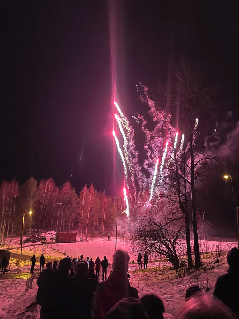 ilotulitus, Länkipohja