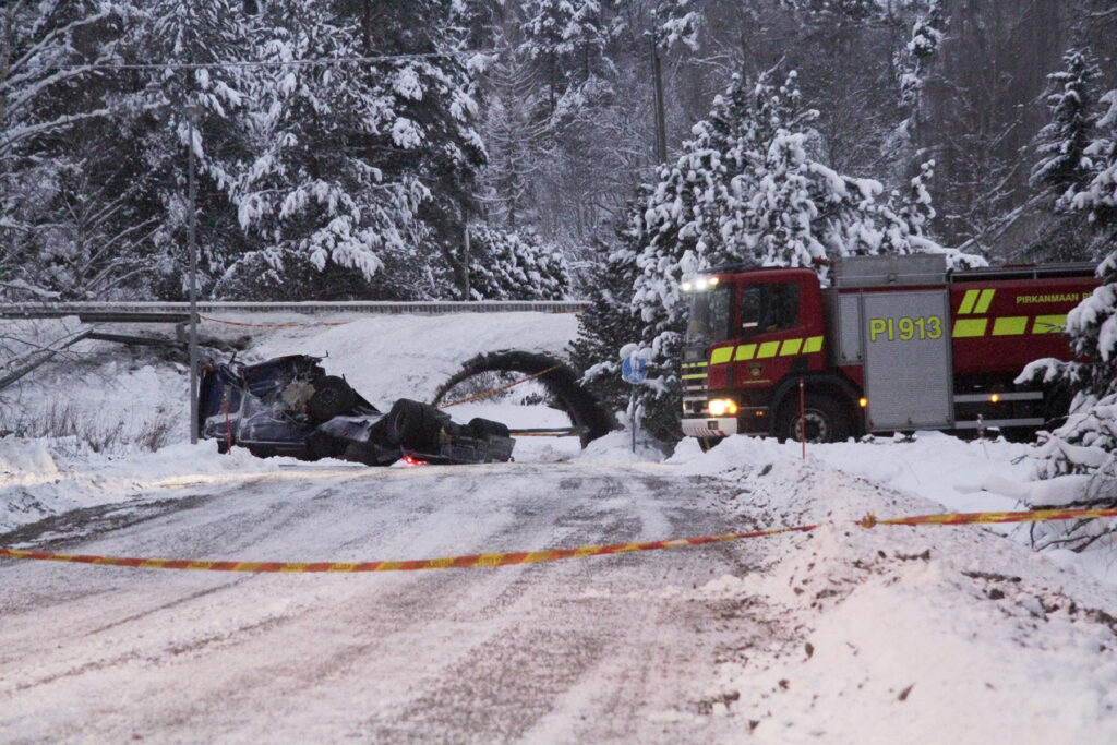 Onnettomuus Ysitiellä