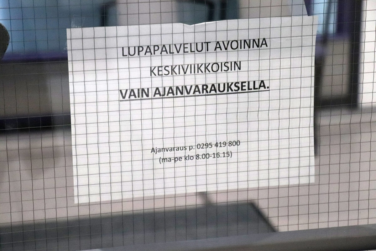 Poliisi muistuttaa: Lupapalveluihin on Orivedellä varattava aika