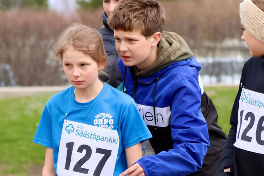 Viljasen sisarukset Kaisla ja Väinö juoksivat pronssille piirinmestaruusmaastoissa – OrPolta oli mukana kaiken kaikkiaan kahdeksan urheilijaa